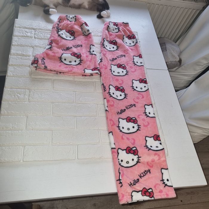 Słodki komplet hello Kitty