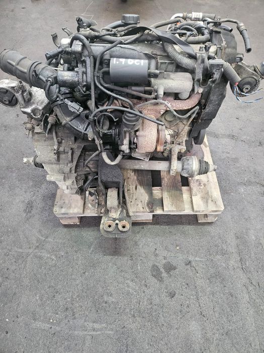 Silnik 1.9dci 120km 101km trafic vivaro kompletny