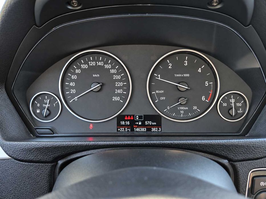 BMW 318d xDrive 2014