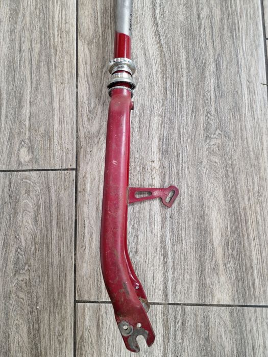 Widelec rowerowy przedni sztywny Romet 20 cali