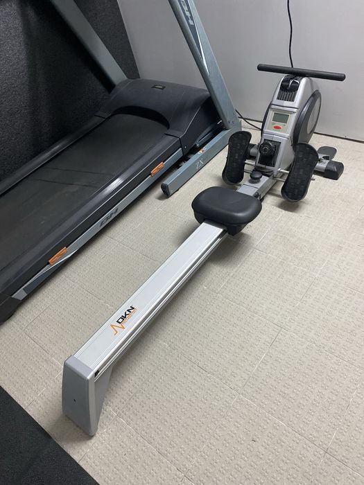 Maquina de remo para reparar elástico