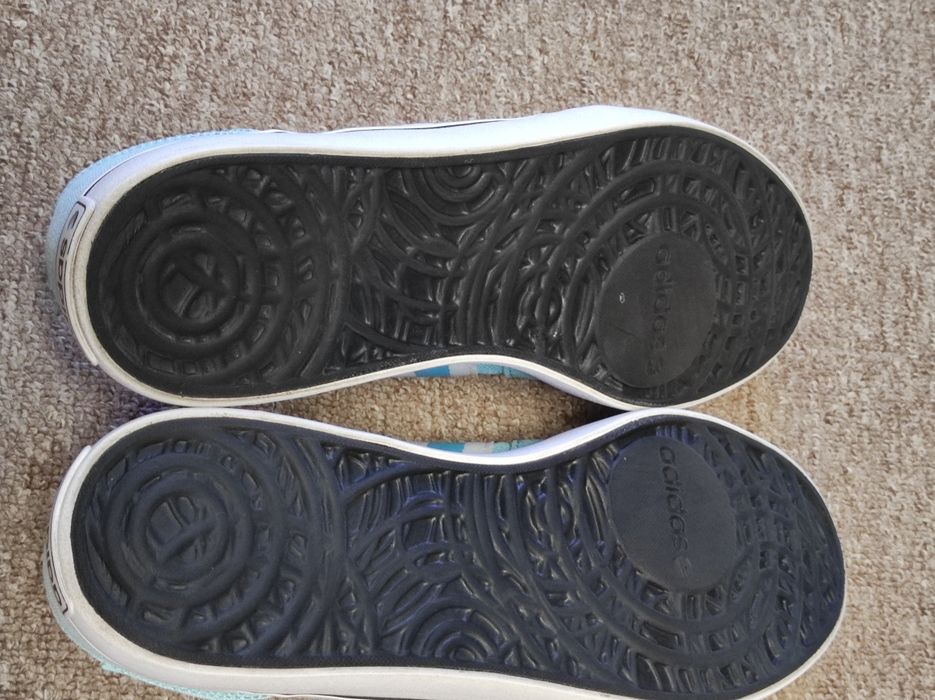 Кеди ADIDAS NEO 37р.