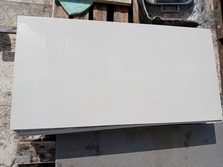 Porcelanico retificado  Margres