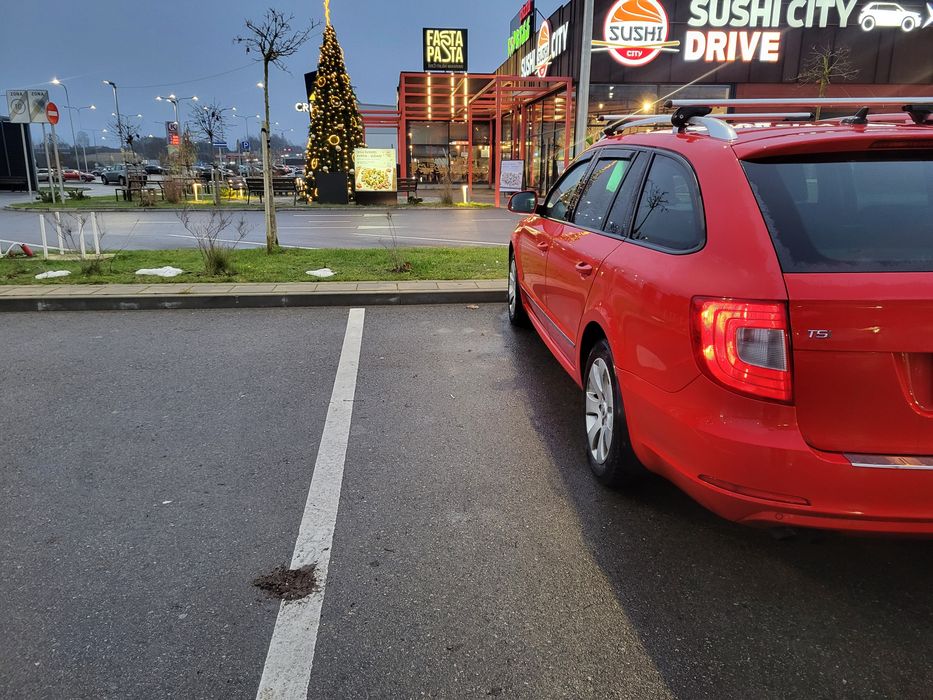 Терміново Skoda superb 2