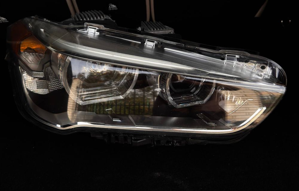Оригінальна фара BMW X1 F48 Full LED USA 2016 (права)