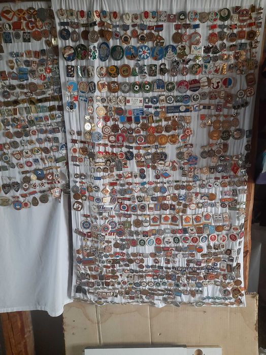 Продам значки власну колекцію