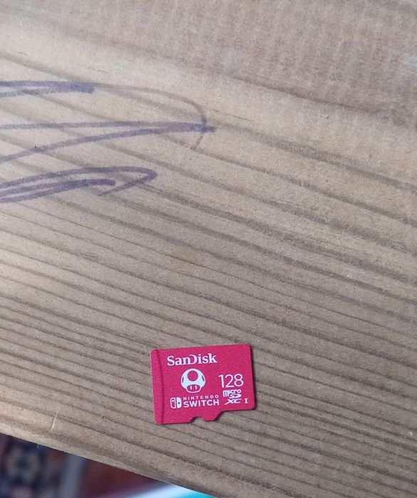 Nintendo Completa + Comando Branco Nintendo + Cartao 128gb + Capas