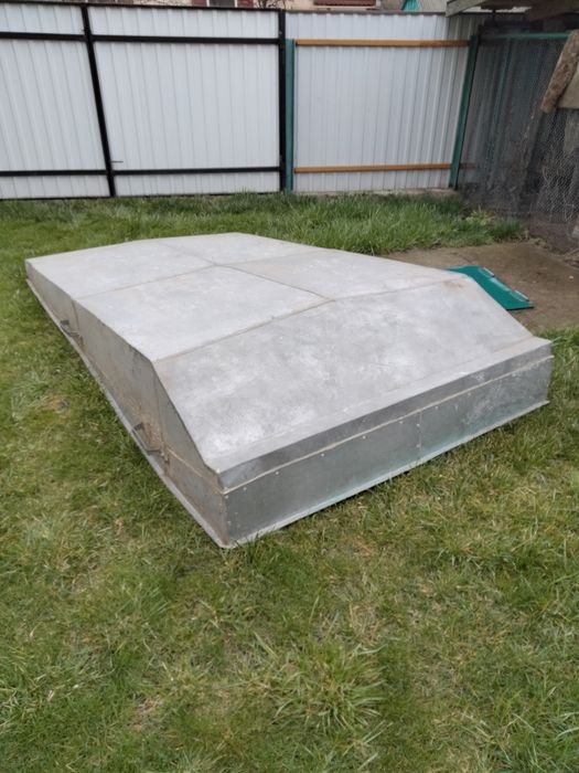 Продам накрытие на лодку