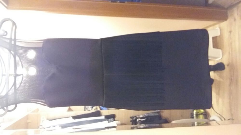 Sukienka czarna seksowna obcisła sylwester studniówka