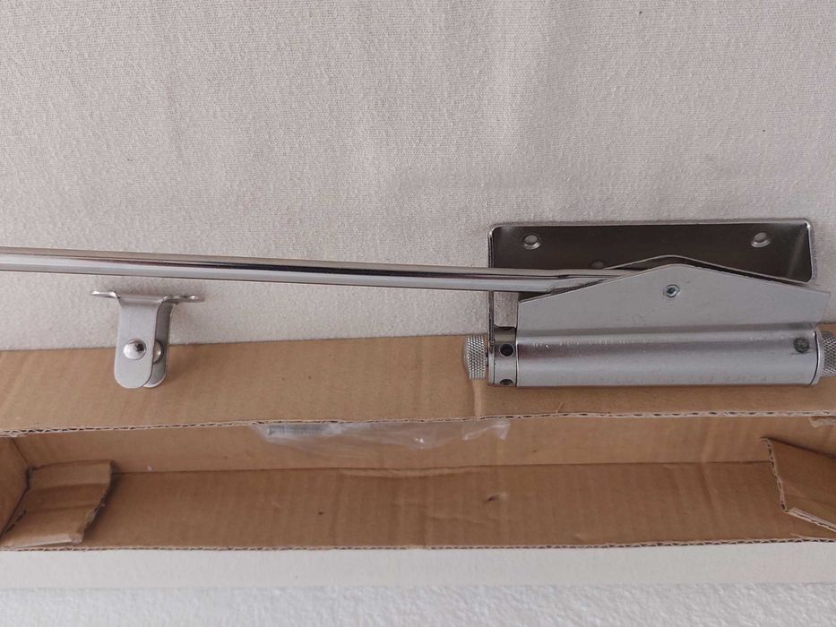 Mola hidraulica para porta