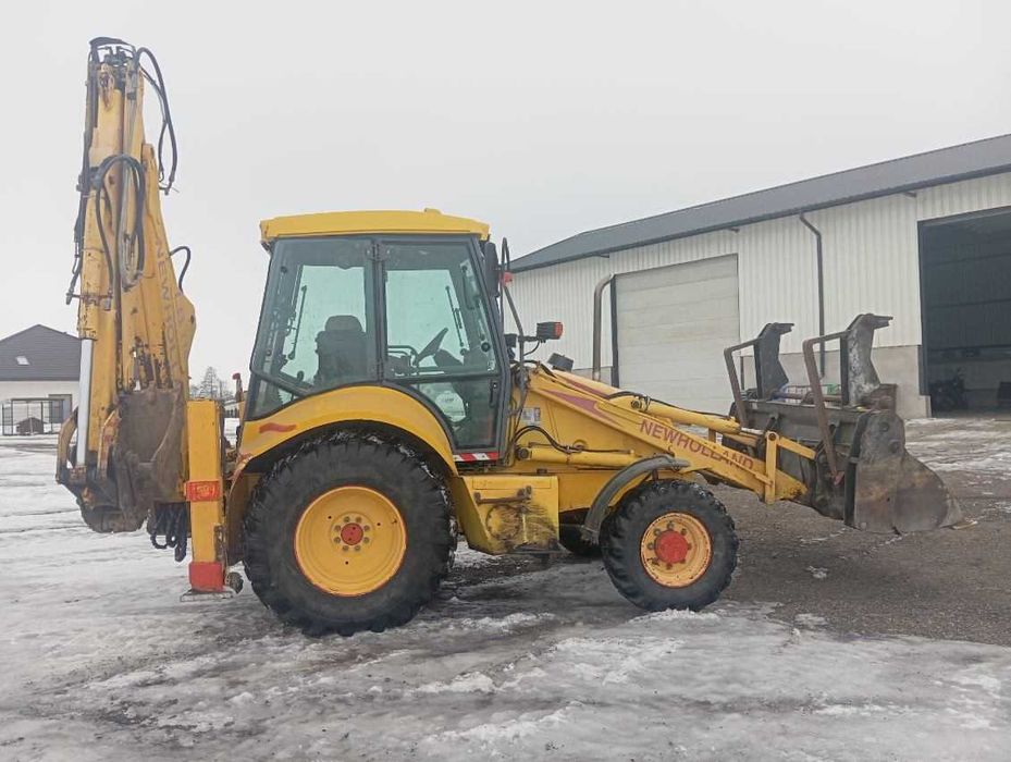 Sprzedam Koparkoładowarkę NEW HOLAND LB110