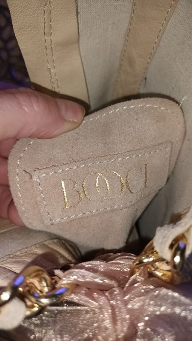 Eleganckie botki Booci 37.