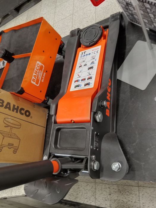 Podnośnik samochodowy Jula Bahco 90-550 3T