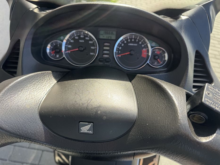 Honda S Wing 125 cc. ABS