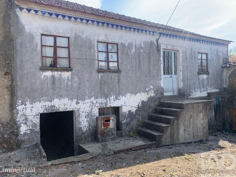 Casa de aldeia T3 em Pedrógão Pequeno de 167,00 m2