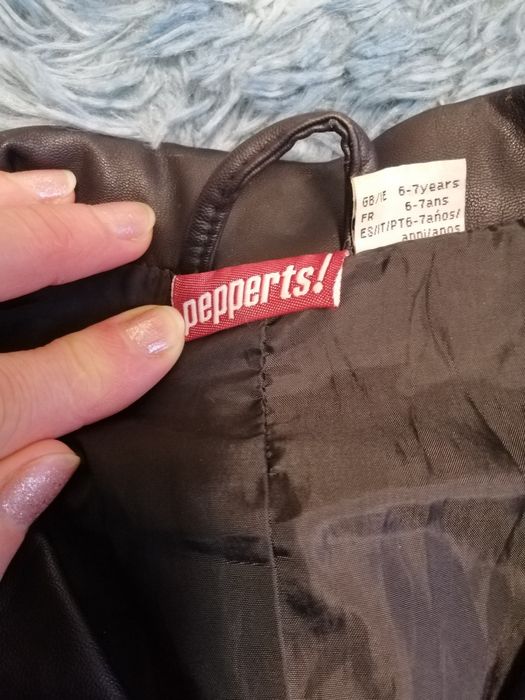 Куртка косуха 6,7,8 років