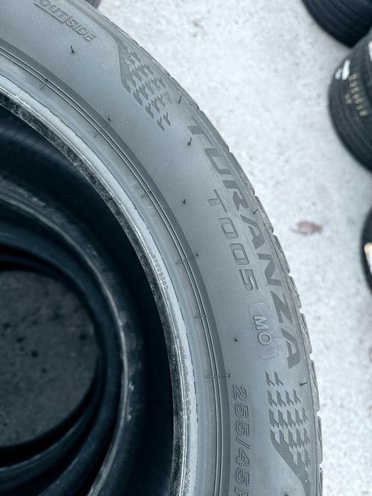 255 45 19 Bridgestone Turanza T005 90% 2024 шини Літо