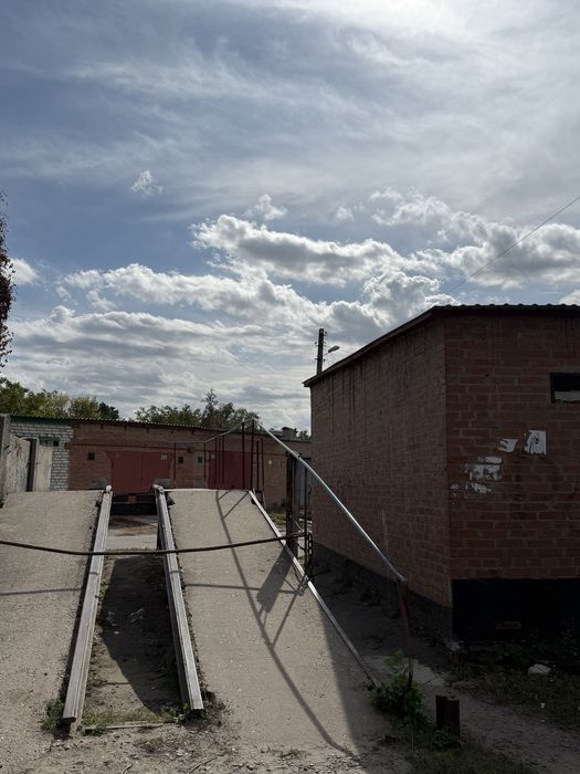 гараж , полтава 11 школа