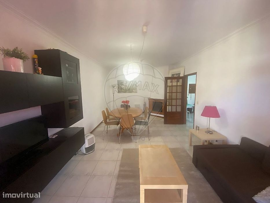 Apartamento T1 para arrendamento