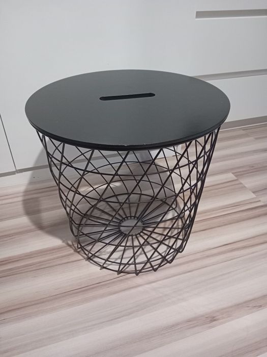 Stolik czarny kosz Ikea KVISTBRO