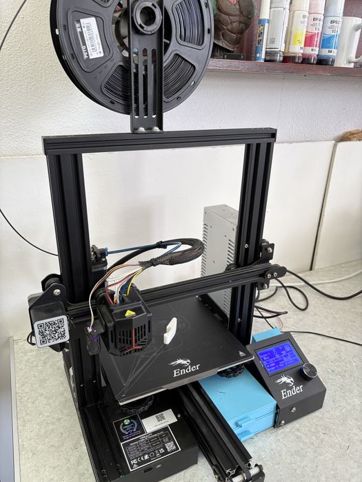 3D Printer with Filament457410062226575361