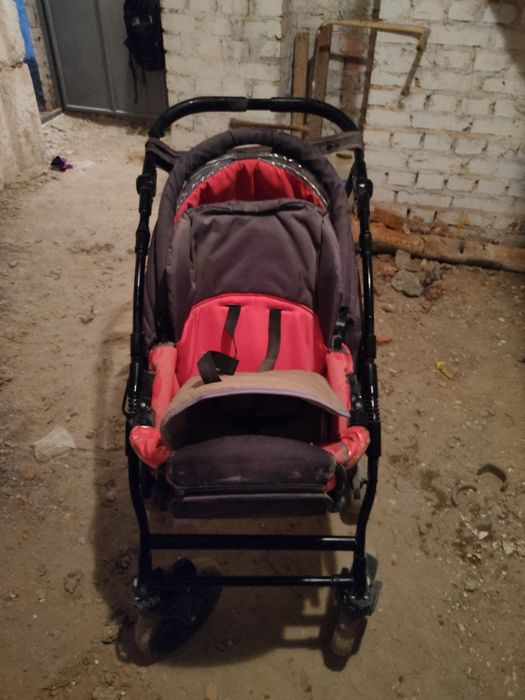 Візок дитячий. Коляска.