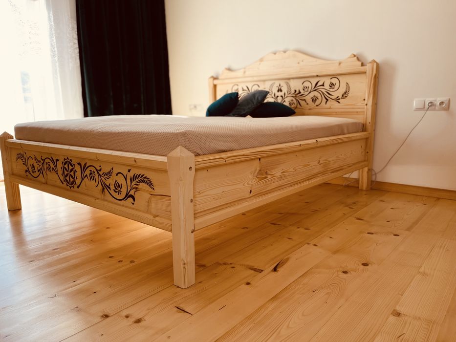 Łóżko góralskie drewniane Lite drewno