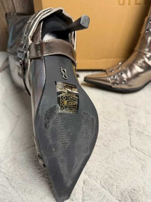 Srebrne kozaki botki damskie Steve Madden Showcaser 39