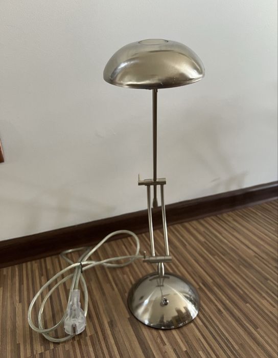 6 szt. Lampek biurkowych, metalowych, PPH KRISLAMP
