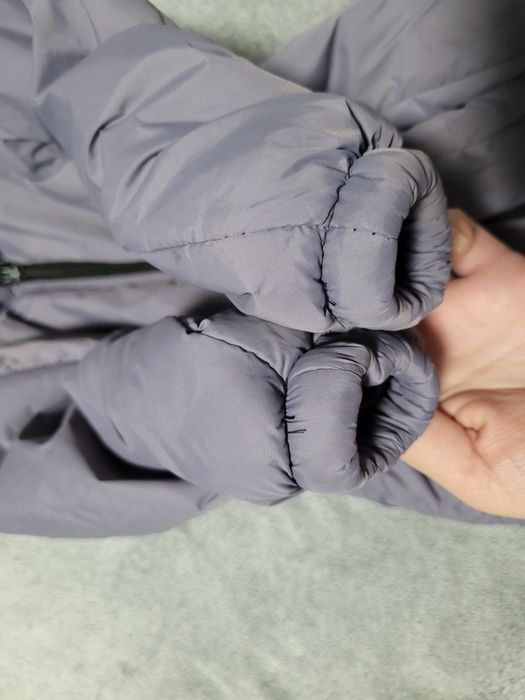 Продам Зимову курточку на хлопчика  2-3роки.  Сіра