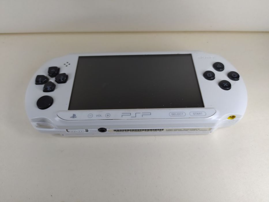 Приставка Sony PSP E1004