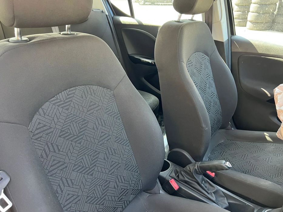 Para peças OPEL Corsa E