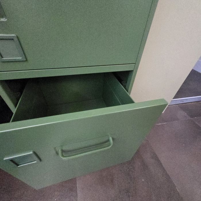Ikea idasen IDÅSEN szafka metalowa design