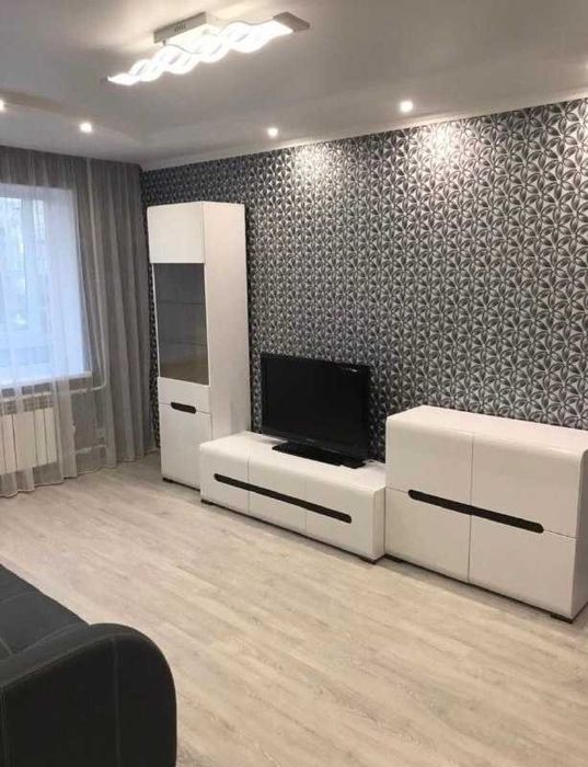 Продам 2к Парус Коммунар Ремонт чешка