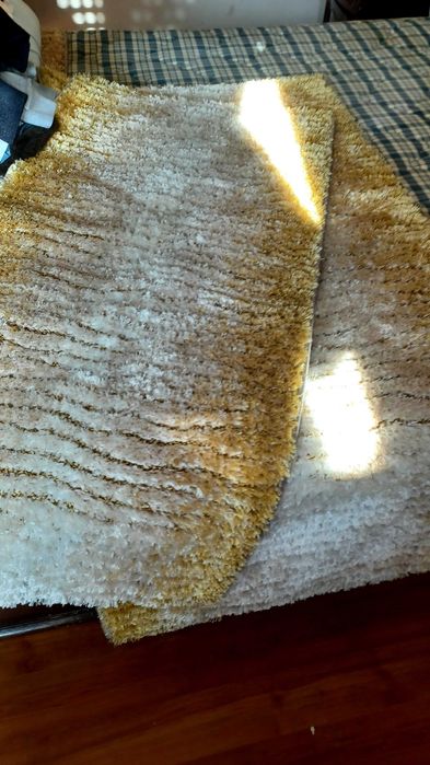 Mobilia estilo Queen Anne em bom estado