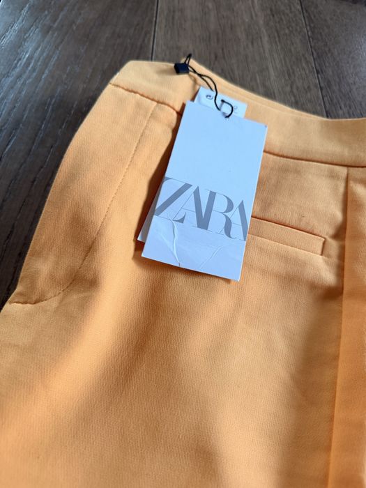 Spodnue damskie Zara
