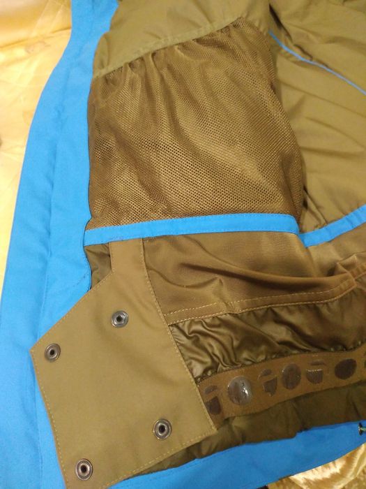 Курточка весна розмір М.