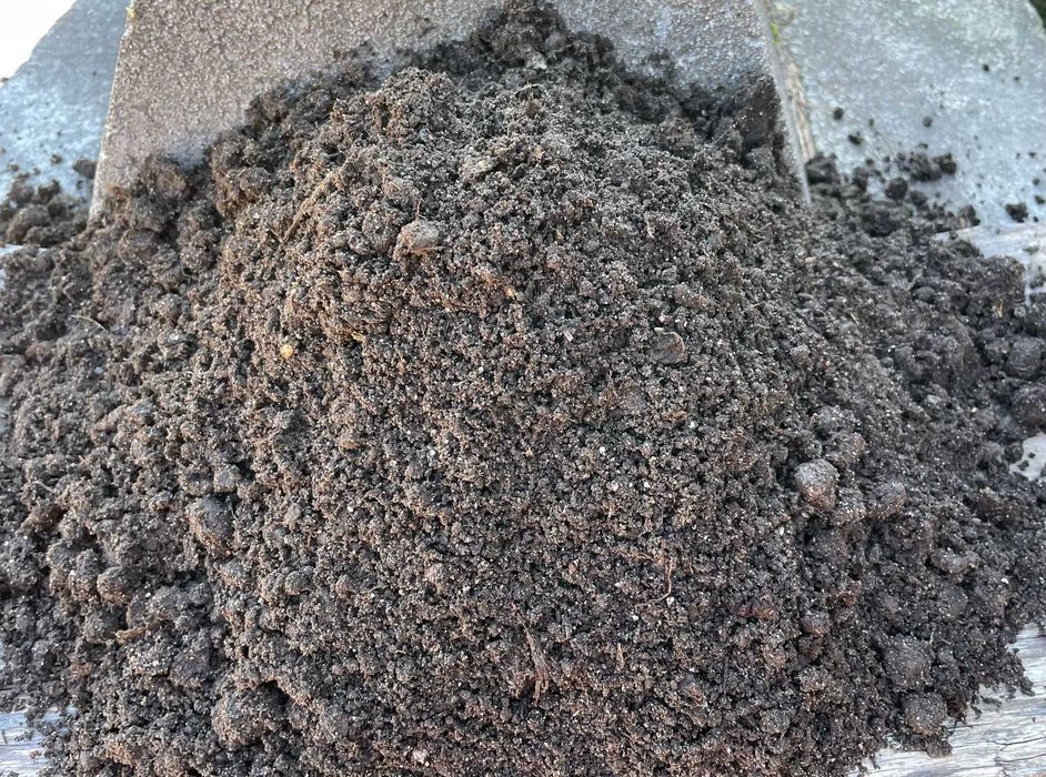 Ziemia ogrodowa humus czarnoziem