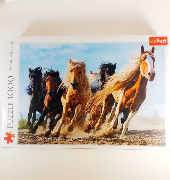 Puzzle 1000 Konie Trefl Nowe w folii