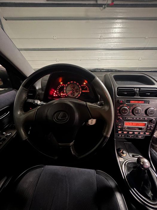 Lexus is200 sportcross
