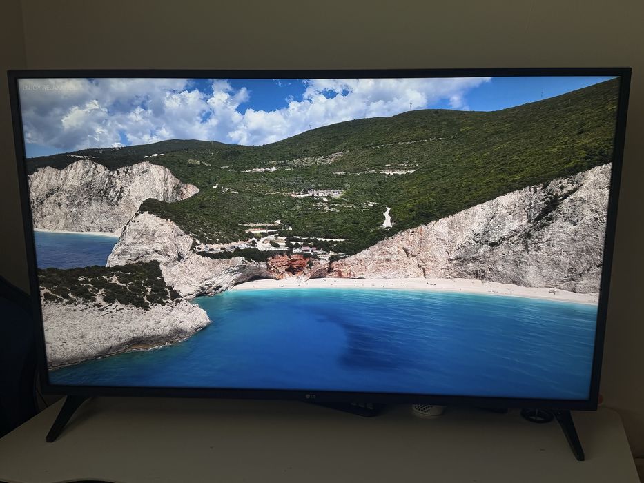Telewizor LG 50” cali / Smart TV / Netflix / Youtube