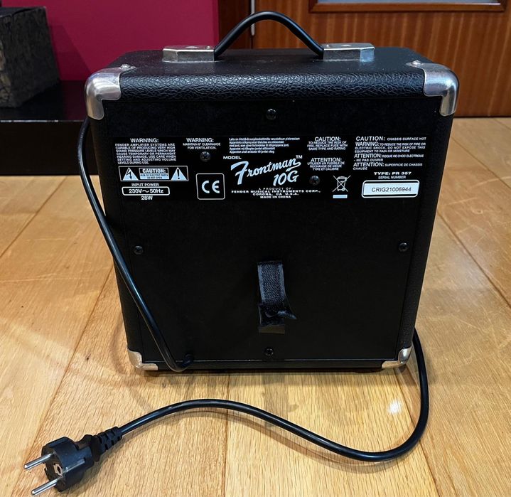 Amplificador Fender Frontman 10G