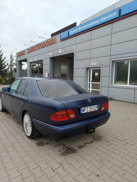 Mercedes W210 e290