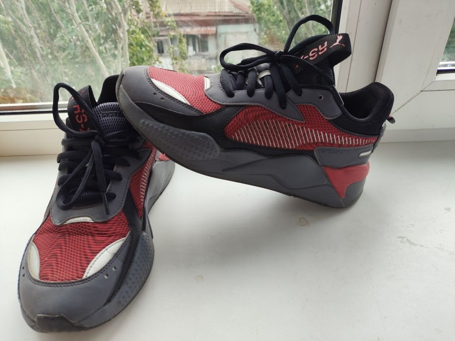 Продам кроссовки Puma RS-X HI Tech 42 размер