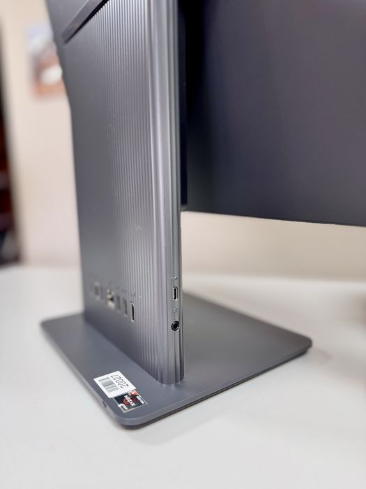 Моноблок Lenovo IdeaCentre 3 24ARR9 / Ryzen 5 7535HS / 16GB RAM / SSD 512GB / 24” FHD IPS