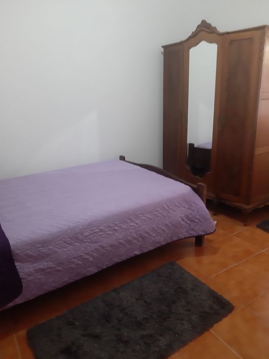 Aluguel de quarto de solteiro