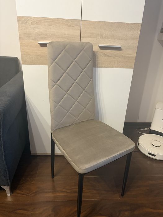 Krzesła tapicerowane salon jadalnia -40%