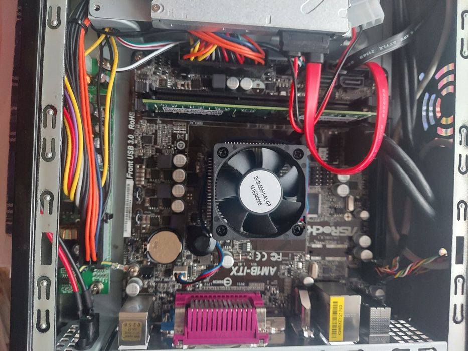 Mini PC  MS-tech mini komputer nie załącza się USB3 HDMI DVI VGA RJ45