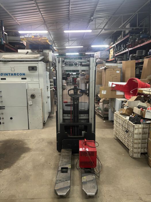 Stacker Elétrico STILL EXV 20 com Balança