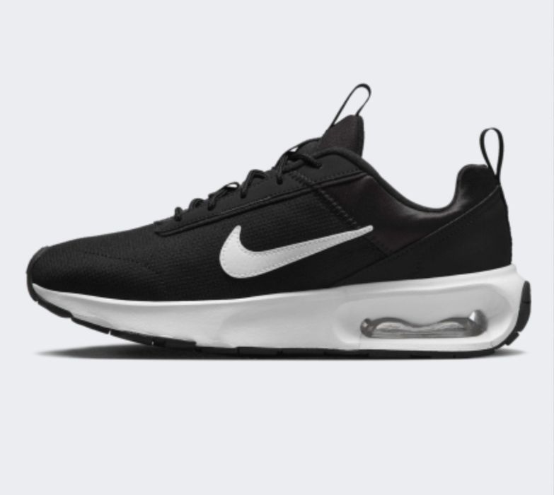 Жіночі кросівки від Nike